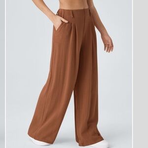 High Waisted Plicated Side Pocket Wide Leg Flowy Solid Palazzo Casual Pants
